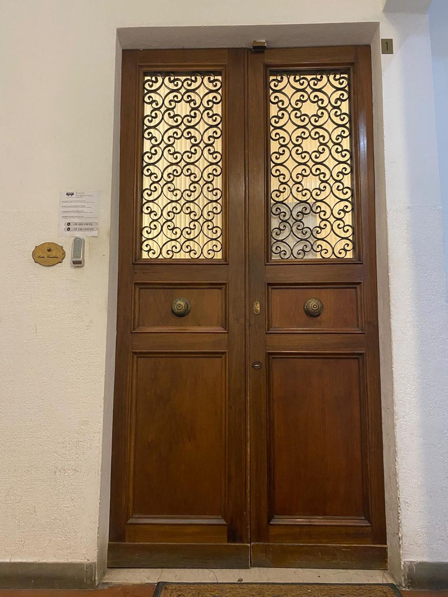 Badia Fiorentina Φλωρεντία Εξωτερικό φωτογραφία